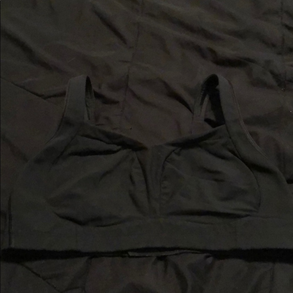 Lulu lemon sports bra